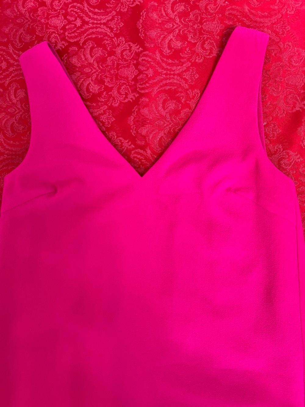 Trina Turk Hot Pink Shift Dress Women's Size 4 Sleeveless V-Neck Cocktail Career - Picture 2 of 10